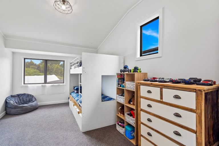 Photo of property in 46 Ararua Road, Waiotira, 0193