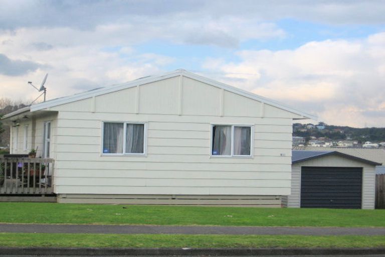 Photo of property in 104 Trevor Hosken Drive, Wiri, Auckland, 2104