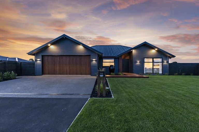 Photo of property in 15 Collisson Street, Leeston, 7632