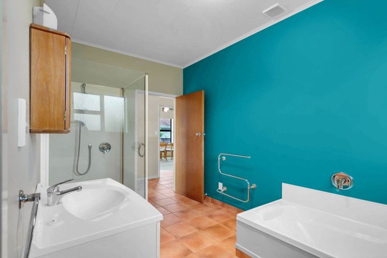 Photo of property in 98 Studholme Street, Morrinsville, 3300