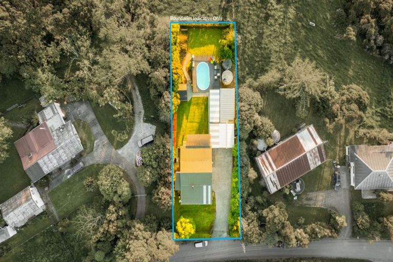 Photo of property in 9 Hamilton Road, Waimauku, 0881