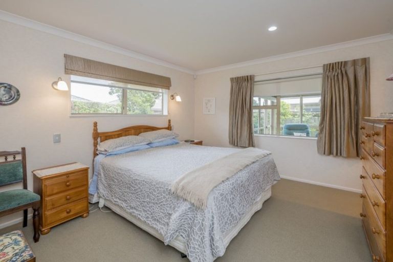 Photo of property in 91 Queen Street West, Levin, 5510