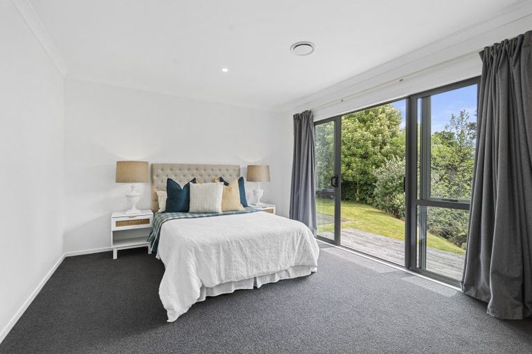 Photo of property in 1185 South Road, Oakura, 4314