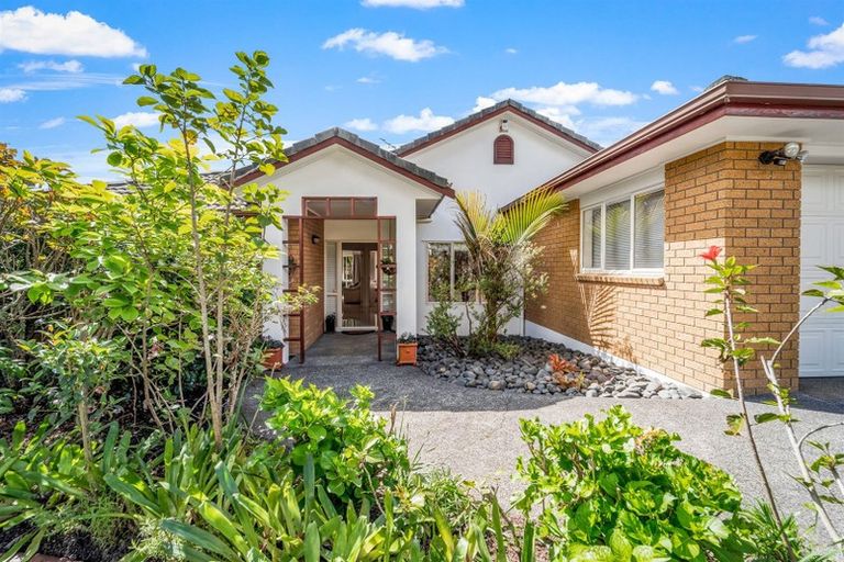 Photo of property in 4 Phoebe Meikle Place, Torbay, Auckland, 0630