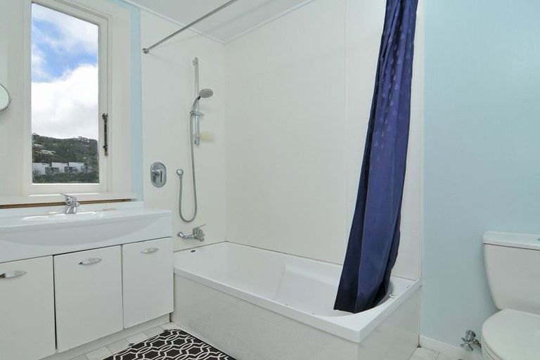 Photo of property in 26 Clarence Street, Brooklyn, Wellington, 6021