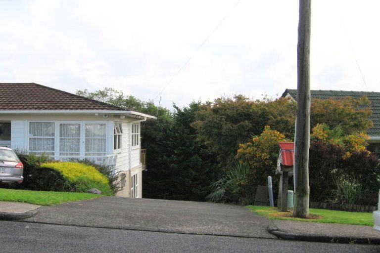 Photo of property in 1/30 View Road, Shelly Park, Auckland, 2014
