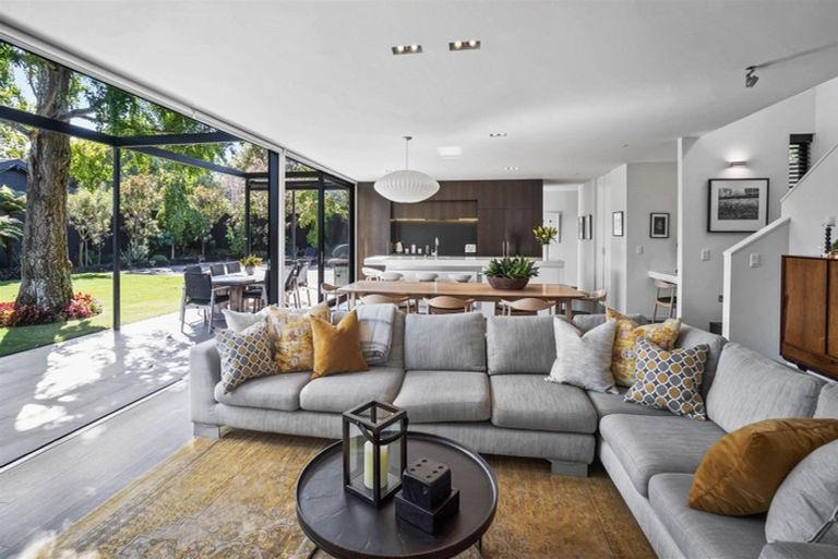 Photo of property in 24a Jacksons Road, Merivale, Christchurch, 8014