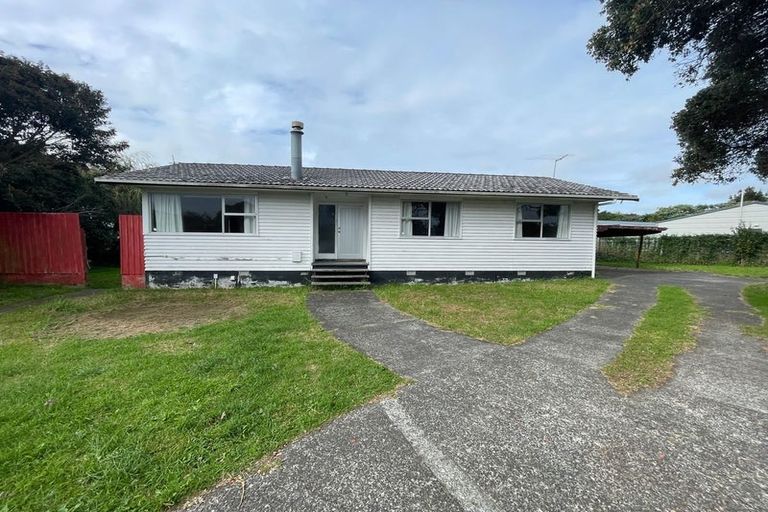 Photo of property in 35 Beeston Crescent, Manurewa, Auckland, 2102