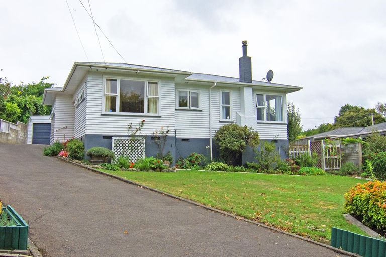 Photo of property in 13 Queen Alexandra Street, Lansdowne, Masterton, 5810
