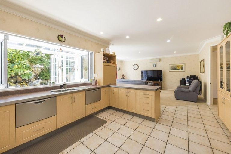 Photo of property in 1 Pastoral Lane, Hokowhitu, Palmerston North, 4410