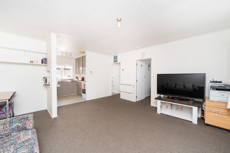 Photo of property in 1/145 College Street, Awapuni, Palmerston North, 4412