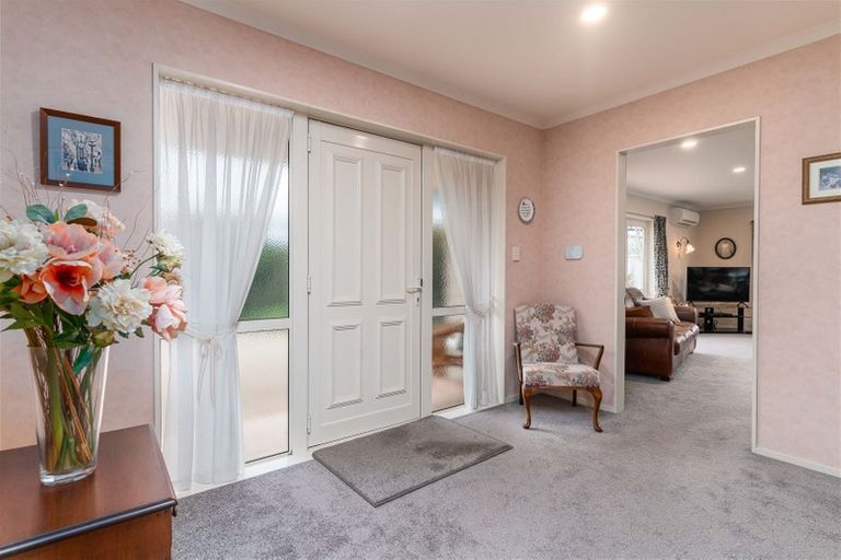 Photo of property in 12 Rewa Place, Lansdowne, Masterton, 5810