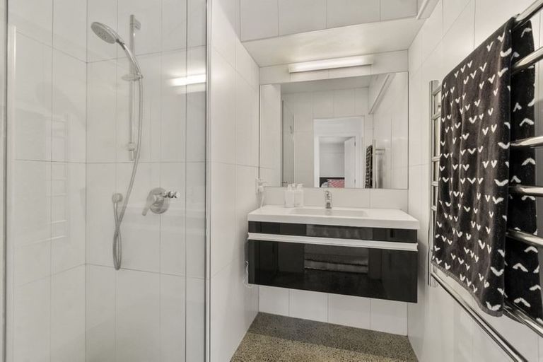 Photo of property in 24 Asbury Crescent, Campbells Bay, Auckland, 0630