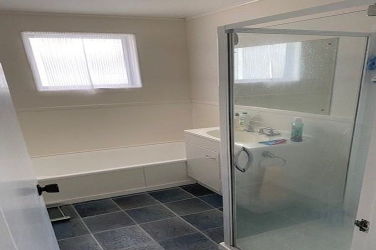 Photo of property in 42a Mahoe Street, Tawa, Wellington, 5028