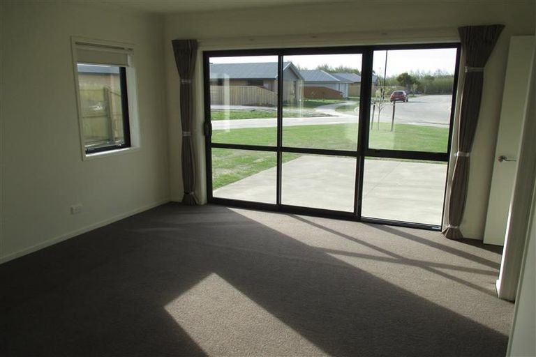 Photo of property in 50 Lewis Crescent, Rolleston, 7614