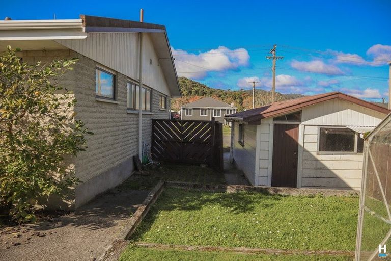 Photo of property in 44 Lydia Street, Greymouth, 7805