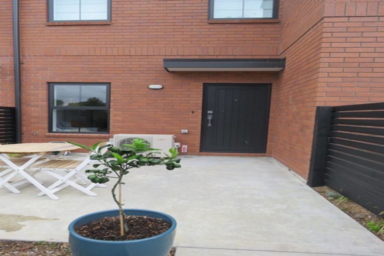 Photo of property in 6 Pippa Lane, Rolleston, 7614