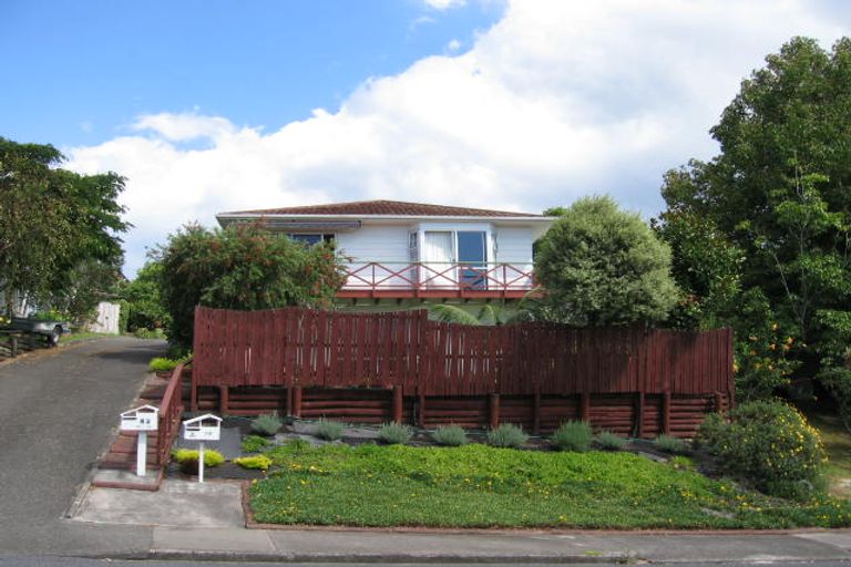 Photo of property in 2/4 Holt Avenue, Torbay, Auckland, 0630
