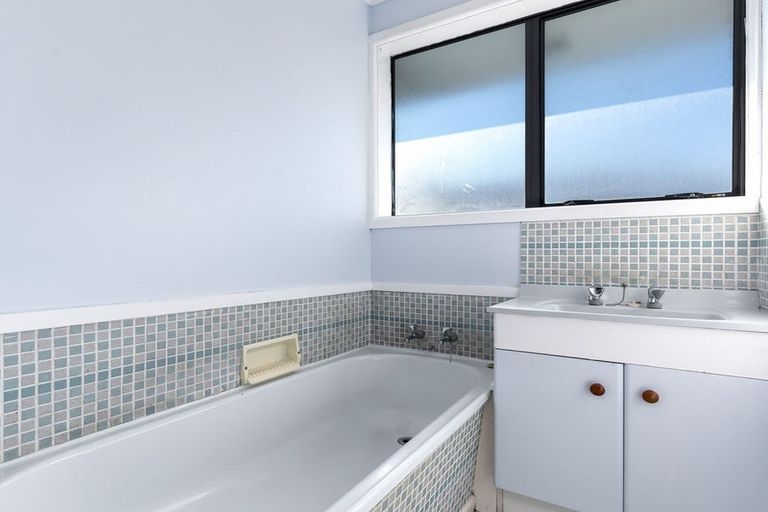 Photo of property in 13 Waitohi Street, Hornby, Christchurch, 8042