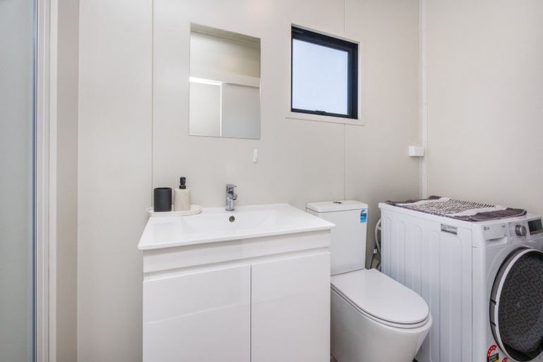Photo of property in 52 Nash Parade, Foxton Beach, Foxton, 4815