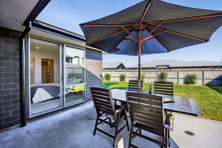 Photo of property in 17 Roka Street, Bell Block, New Plymouth, 4312