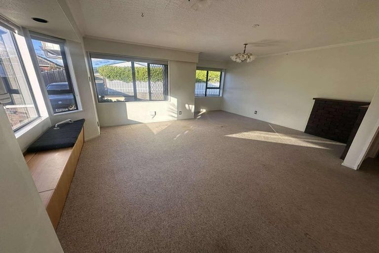 Photo of property in 1/9 Hay Street, Ebdentown, Upper Hutt, 5018