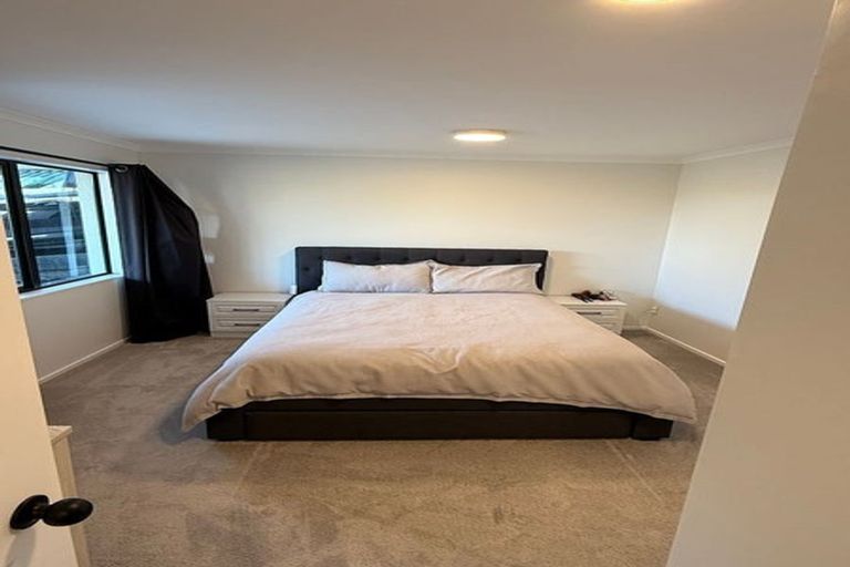 Photo of property in 21 Frederick Reece Drive, The Gardens, Auckland, 2105