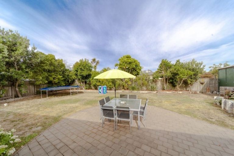 Photo of property in 74 Shrimpton Road, Haumoana, 4102