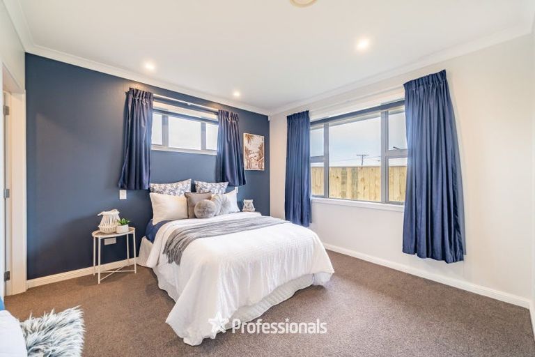 Photo of property in 3-9 Seddon Street, Waikanae, 5036