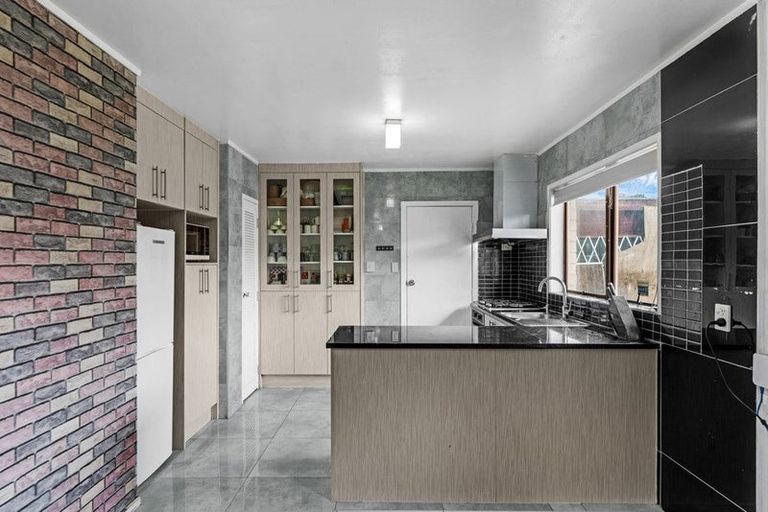 Photo of property in 2/126 Great South Road, Manurewa, Auckland, 2102