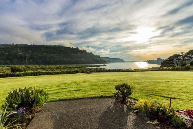 Photo of property in 107b Warman Road, Okura, Albany, 0792