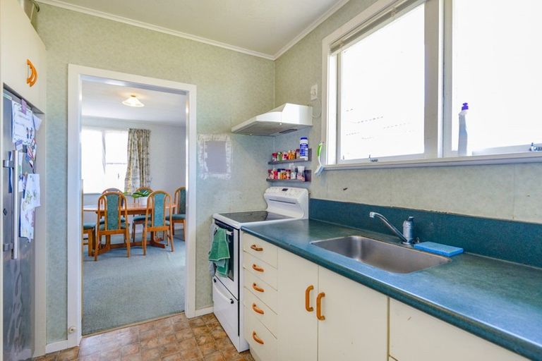 Photo of property in 38 Folkestone Drive, Flaxmere, Hastings, 4120