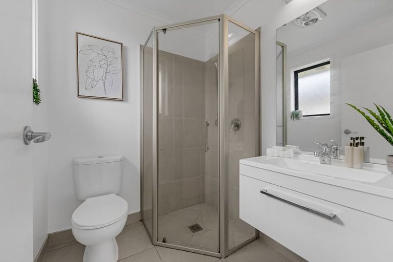 Photo of property in 24 Pyne Crescent, Pokeno, 2402