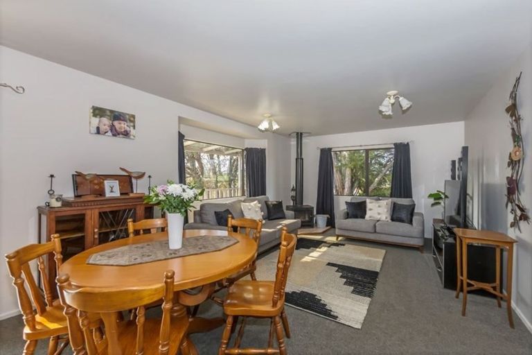 Photo of property in 1/63 Rodney Street, Wellsford, 0900