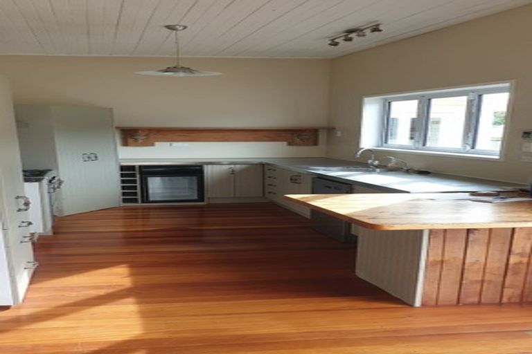 Photo of property in 2 Islington Street, Te Aroha, 3320