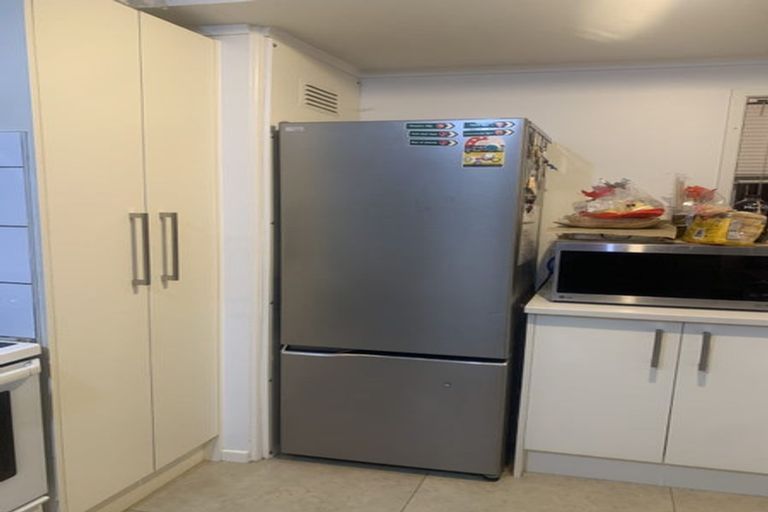 Photo of property in 106 Gills Road, Bucklands Beach, Auckland, 2014