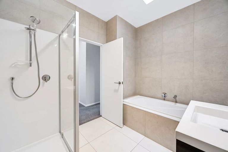 Photo of property in 35 Roundel Crescent, Whenuapai, Auckland, 0618