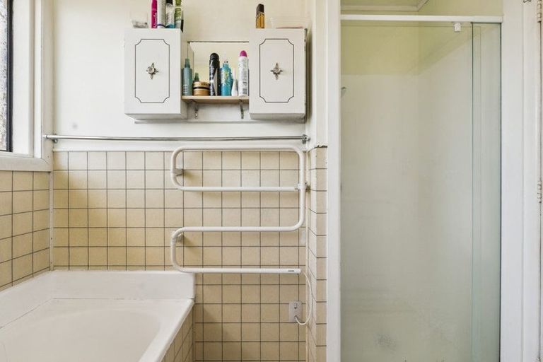 Photo of property in 64 Wyllie Road, Papatoetoe, Auckland, 2025