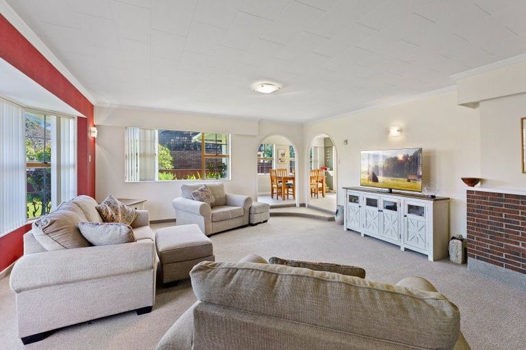 Photo of property in 8 Knights Grove, Otaki, 5512