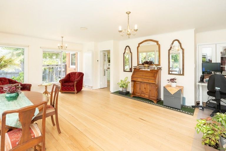 Photo of property in 7 Eton Drive, Hillcrest, Hamilton, 3216