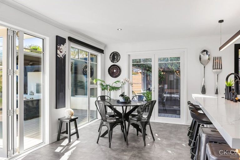 Photo of property in 20 Saint James Avenue, Boulcott, Lower Hutt, 5011