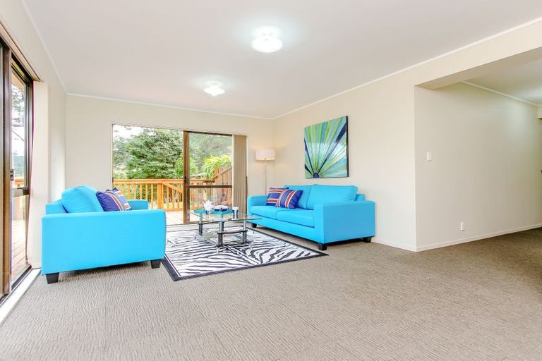 Photo of property in 27 Kay Road, Swanson, Auckland, 0614