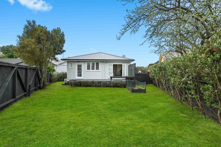 Photo of property in 3a Denz Street, Maeroa, Hamilton, 3200