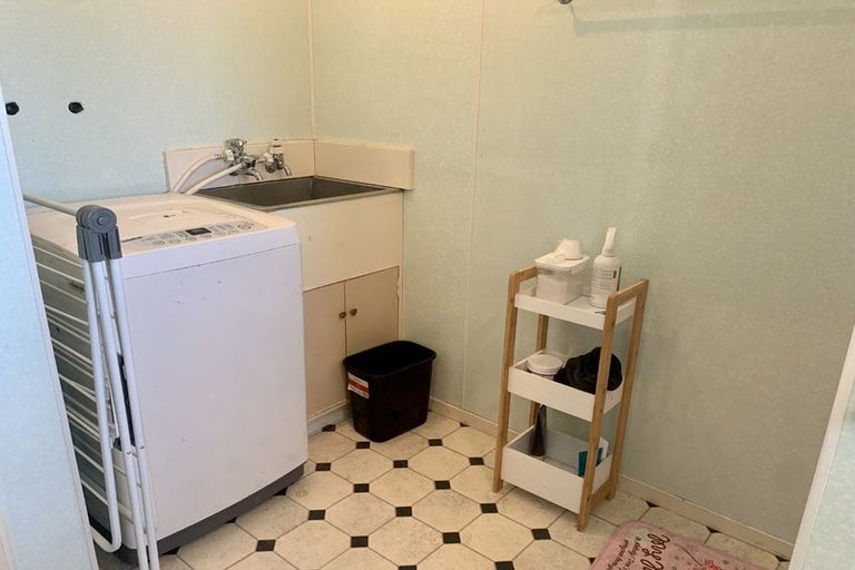 Photo of property in 2/12 Trevethick Grove, Woburn, Lower Hutt, 5010