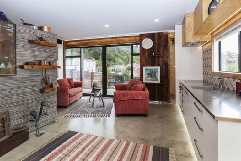 Photo of property in 25 Alderson Avenue, Hillsborough, Christchurch, 8022