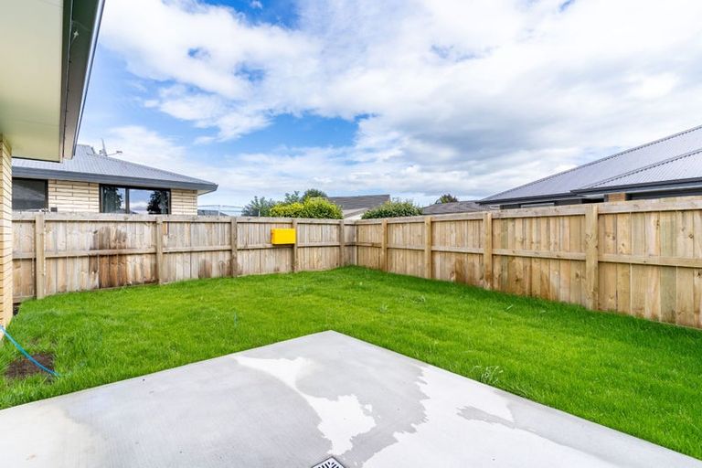 Photo of property in 100 Hagart-alexander Drive, Mosgiel, 9024