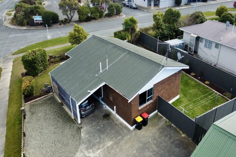 Photo of property in 2/64 Glengarry Crescent, Glengarry, Invercargill, 9810