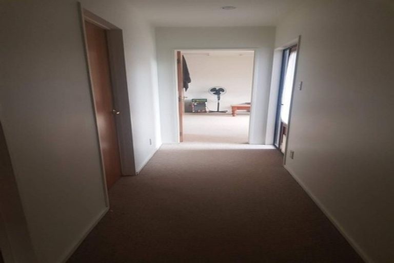 Photo of property in 55 Lowry Avenue, Redwood, Christchurch, 8051