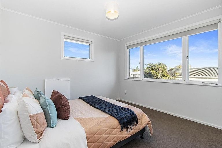 Photo of property in 14 Alanbrooke Place, Beerescourt, Hamilton, 3200