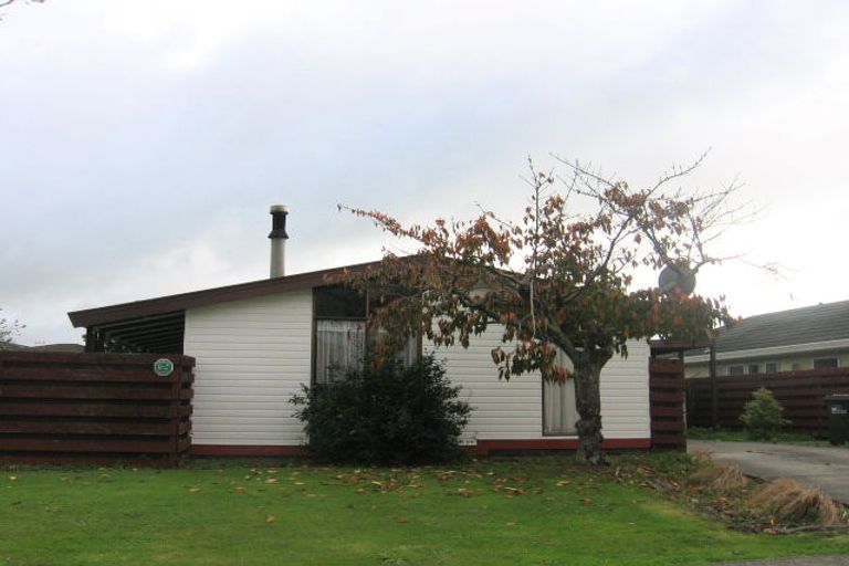 Photo of property in 58 Pencarrow Street, Highbury, Palmerston North, 4412